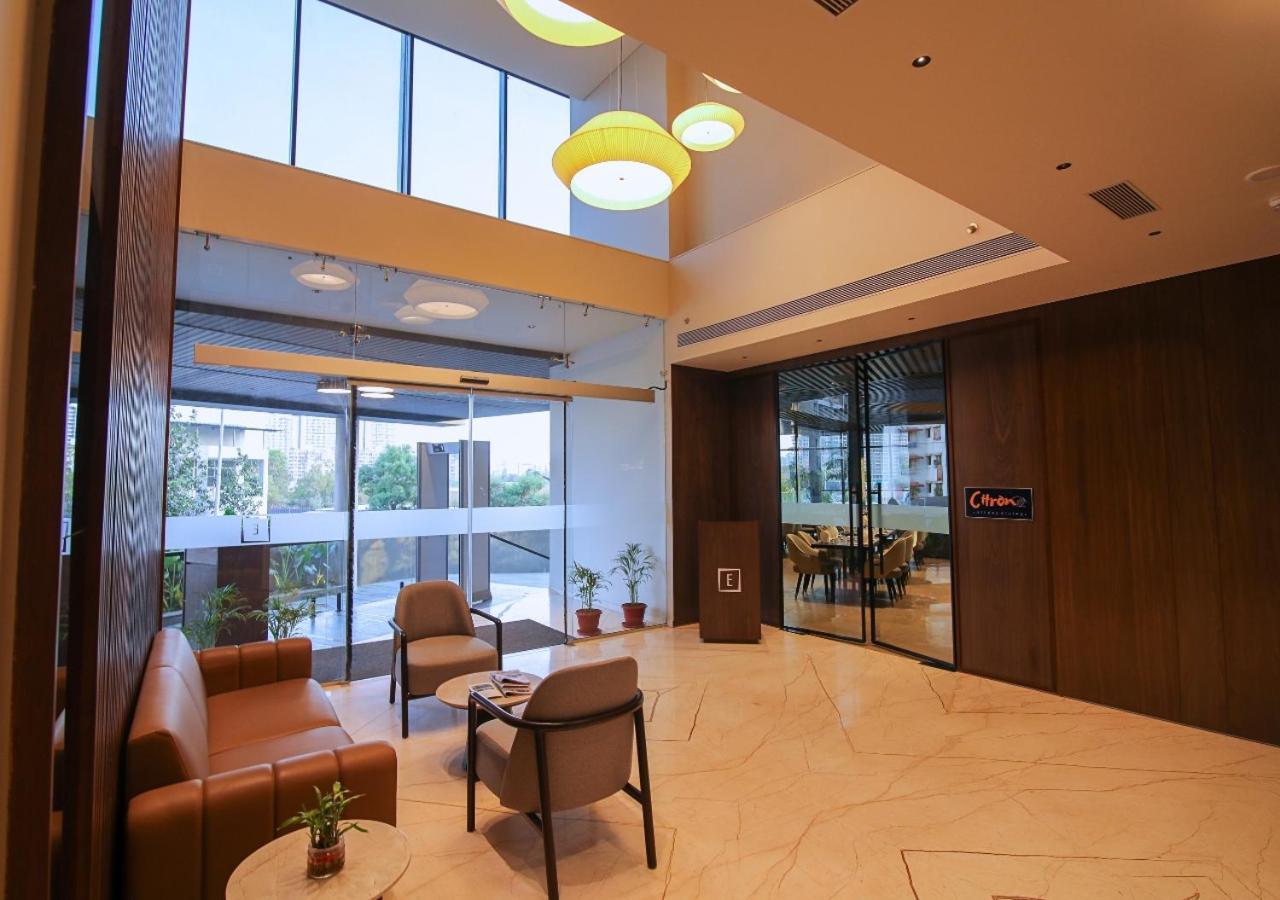 Essentia Premier Hotel Pune Wakad Pimpri-Chinchwad Esterno foto